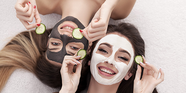 Pulizia del viso: i vantaggi di rivolgersi alle estetiste